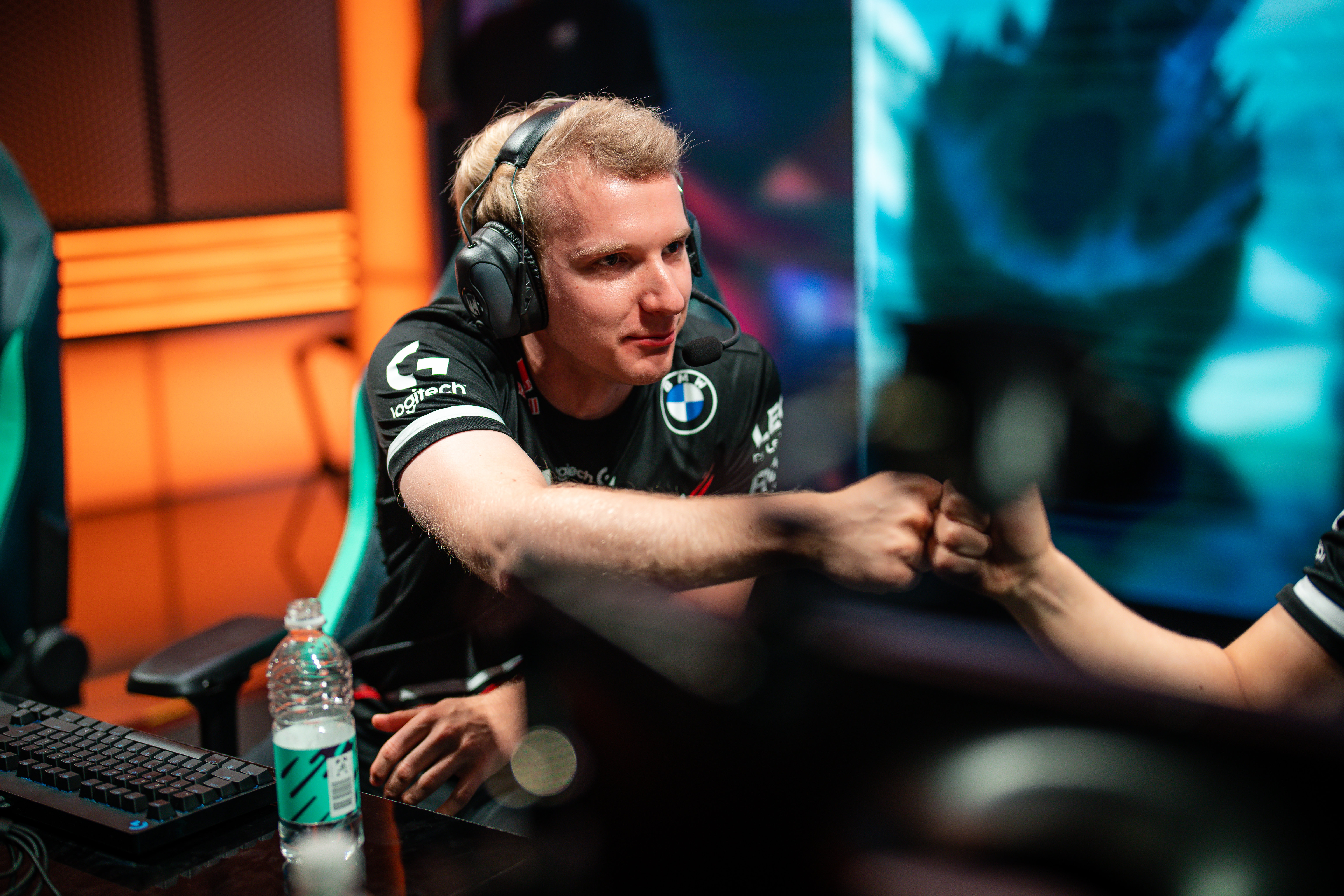 开云APP-关于FLY鏖战FPX，Jankos极限生还后反打鏖战多局入围赛，技惊四座的信息