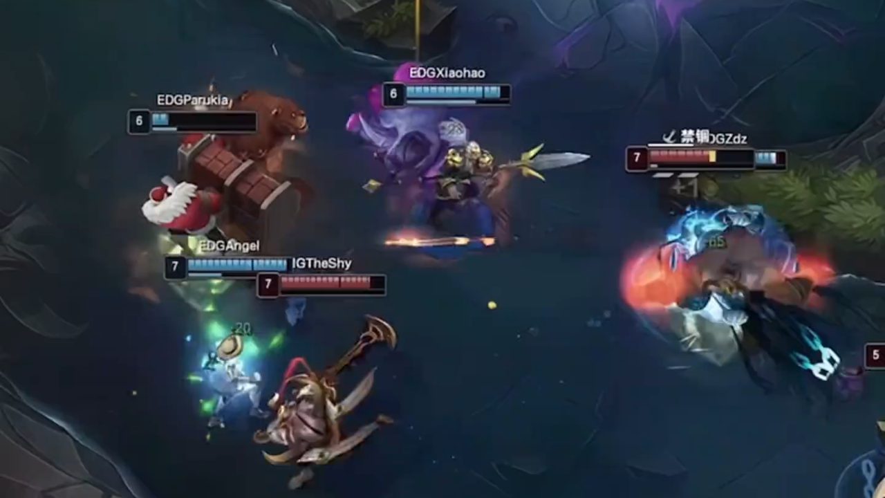 开云体育登录-EDG翻盘IG，369关键团战开团秒人宿命之战八强赛，强势挺进下一轮